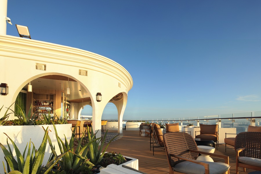 Celebrity Cruises, Celebrity Ascent, Sunset Bar 2 ©CEL.jpg